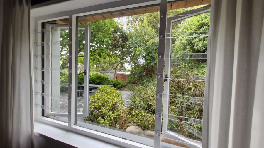 1 Bedroom Property for Sale in Clovelly Western Cape
